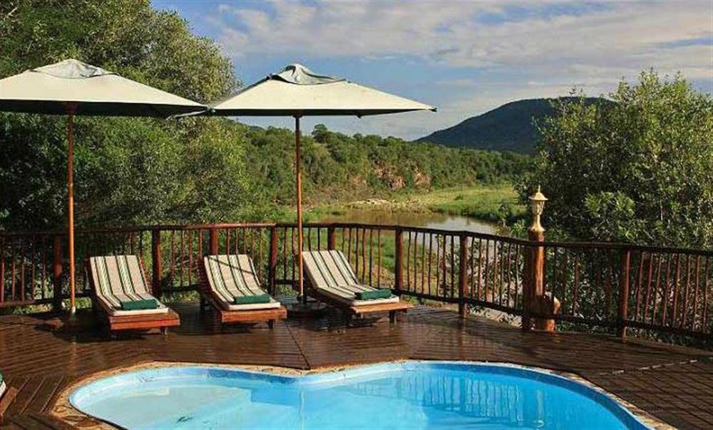 Mkuzi Falls Lodge